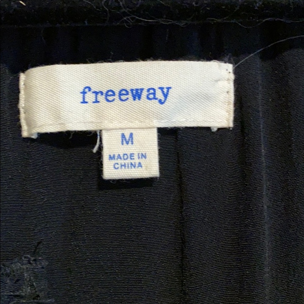 Freeway black romper with embroidery Aztec print - Picture 7 of 8